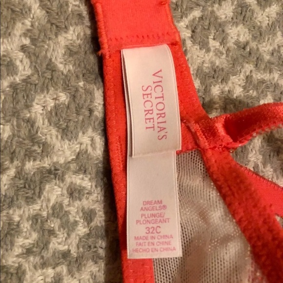 SOLD NWOT Dream Angel Push-up Bra 32C - Picture 3 of 3